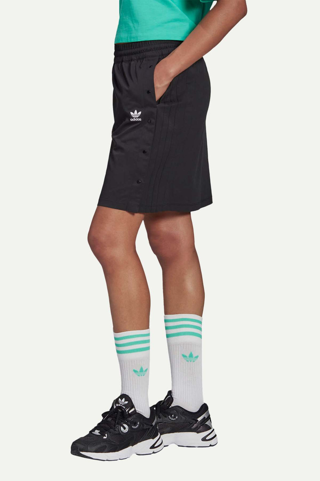 חצאית מיני שחורה עם תיקתקים - Adidas