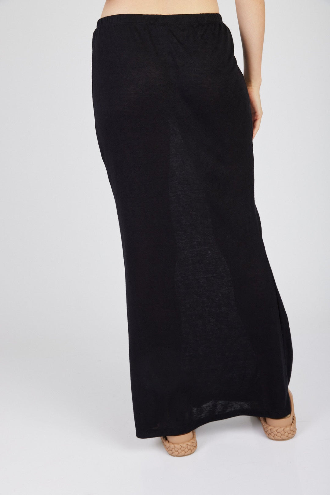 חצאית מקסי אמה בצבע שחור - Moi Collection