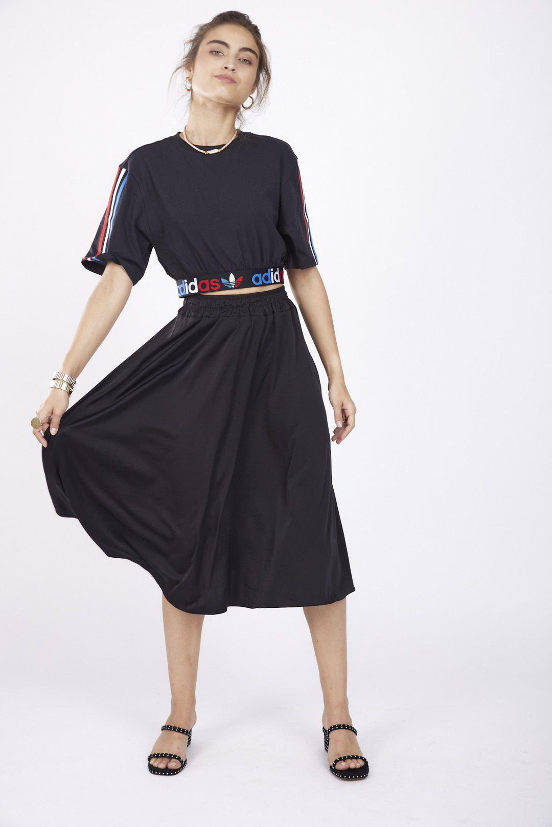 חצאית וינד סאטן בצבע שחור - Razili Studio