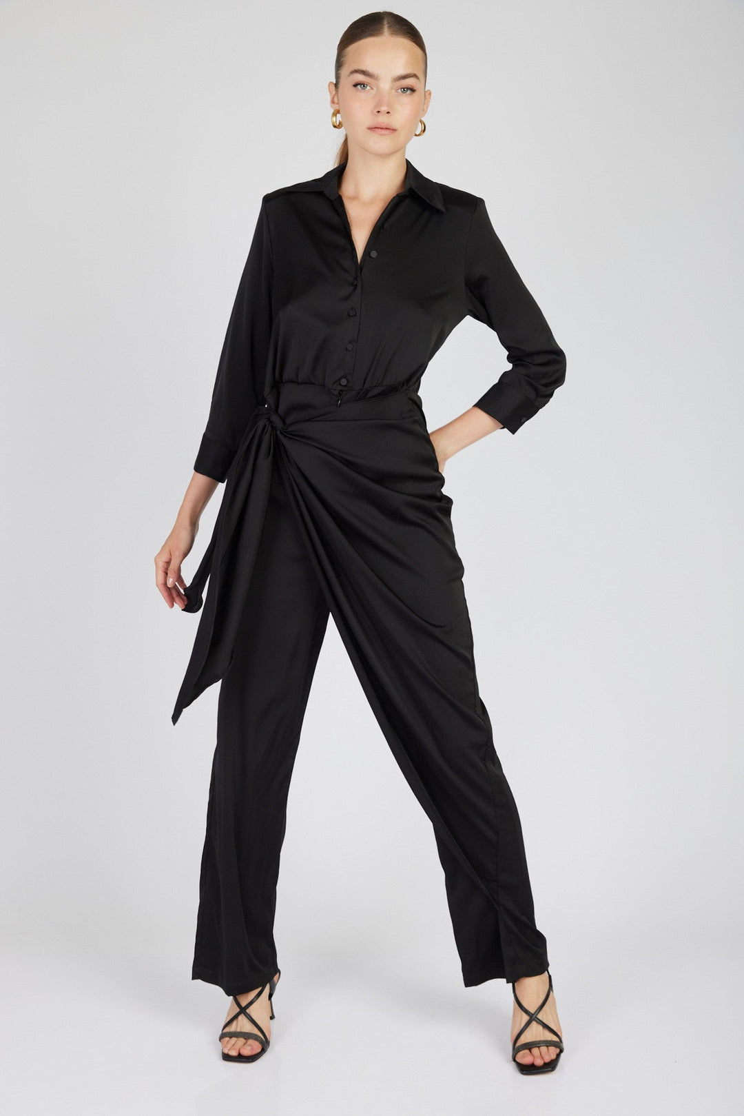 אוברול קשירת חצאית פנדורה בצבע שחור - Dana Sidi