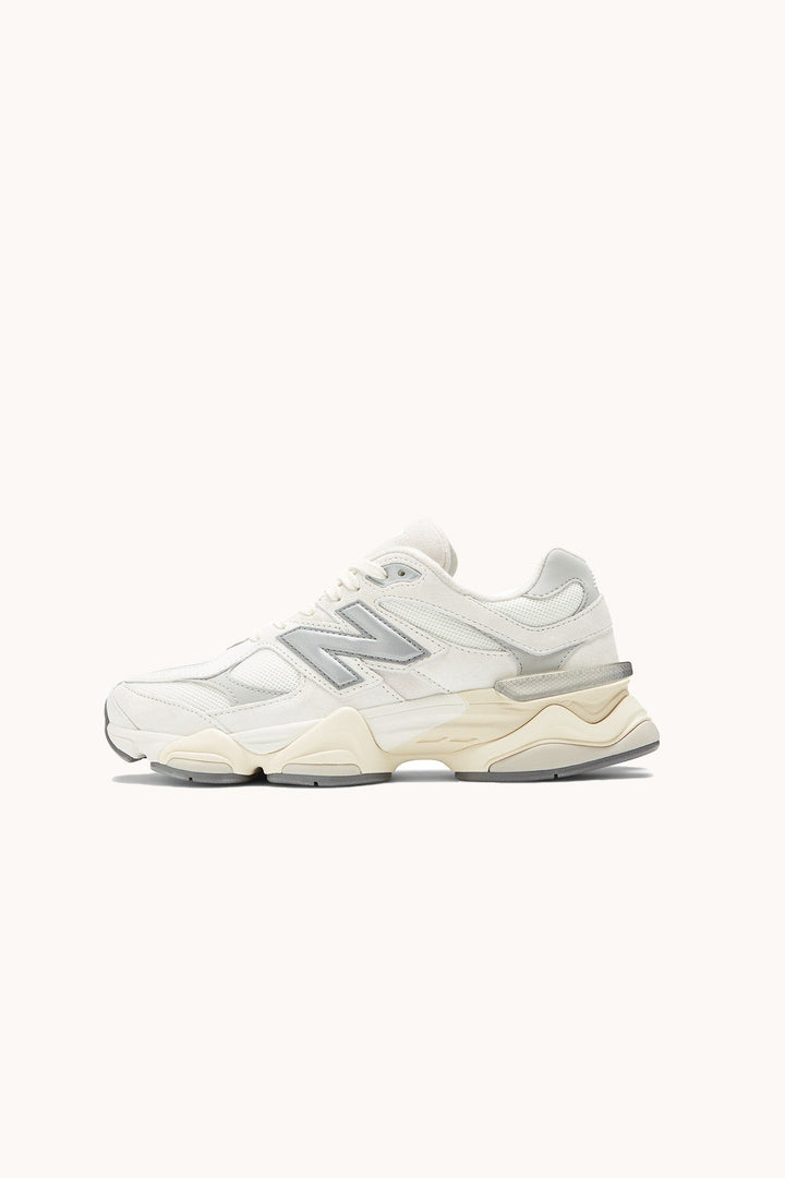 בצבע לבן U9060ECA נעלי - New Balance