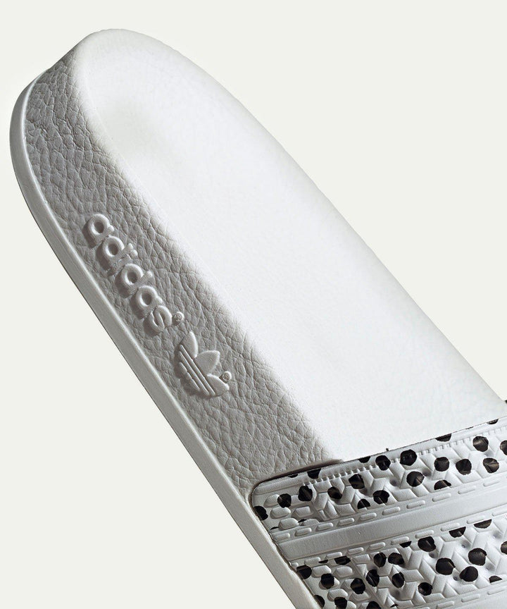 כפכפי סלייד בצבע לבן עם נקודות - Adidas
