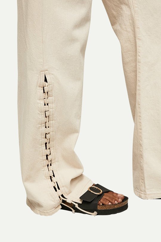 ג'ינס מתרחב Mayfair Lace בצבע שמנת - Pepe Jeans