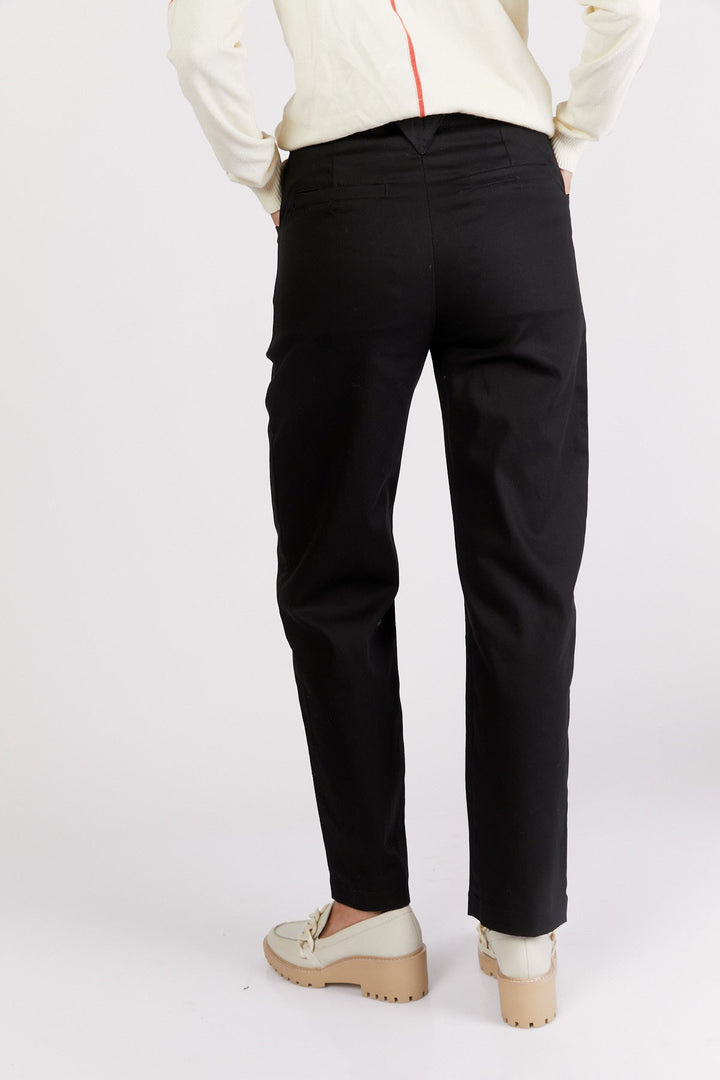 מכנסי אלסקה בצבע שחור - Re