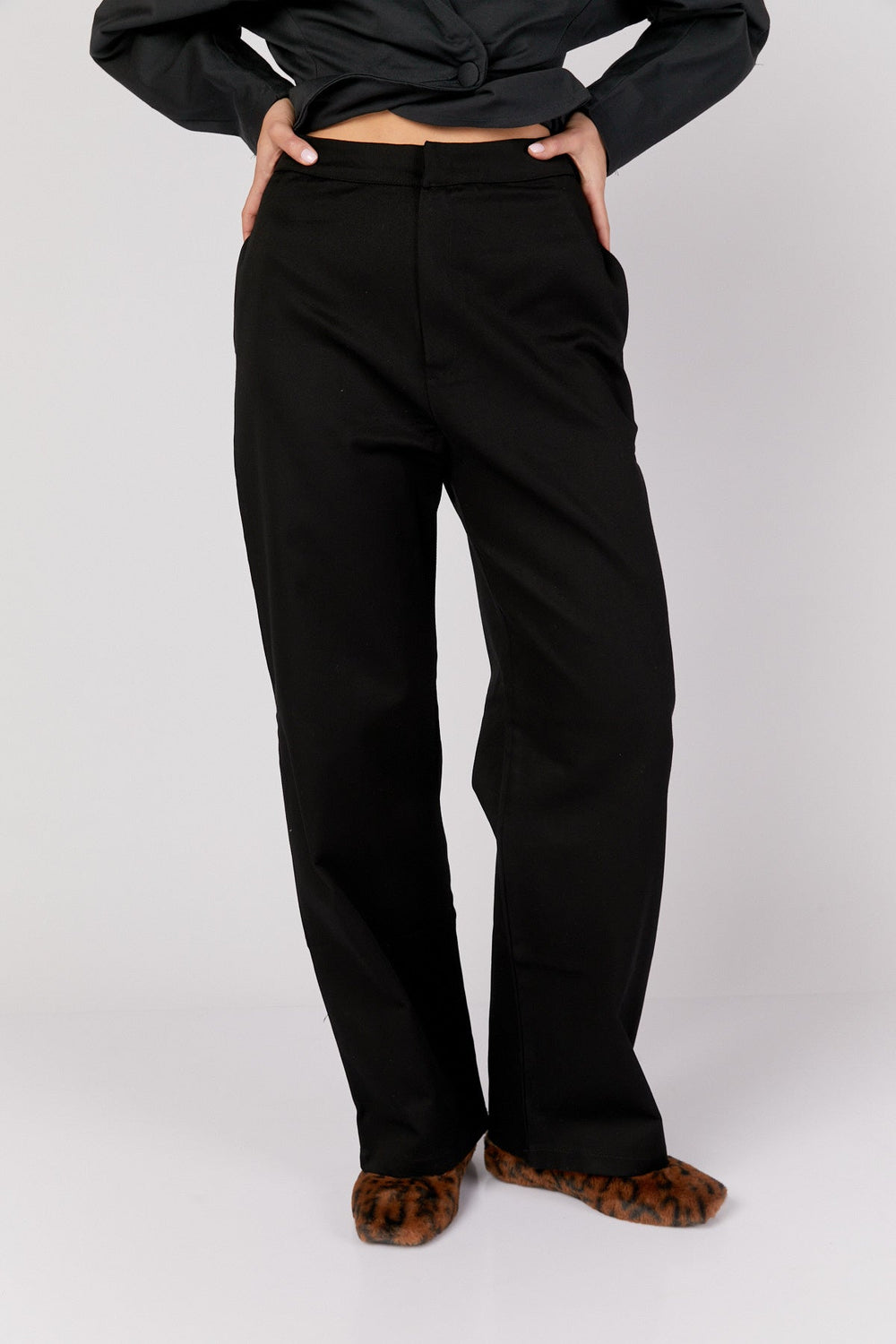 מכנסי אסינה בצבע שחור - Moi Collection