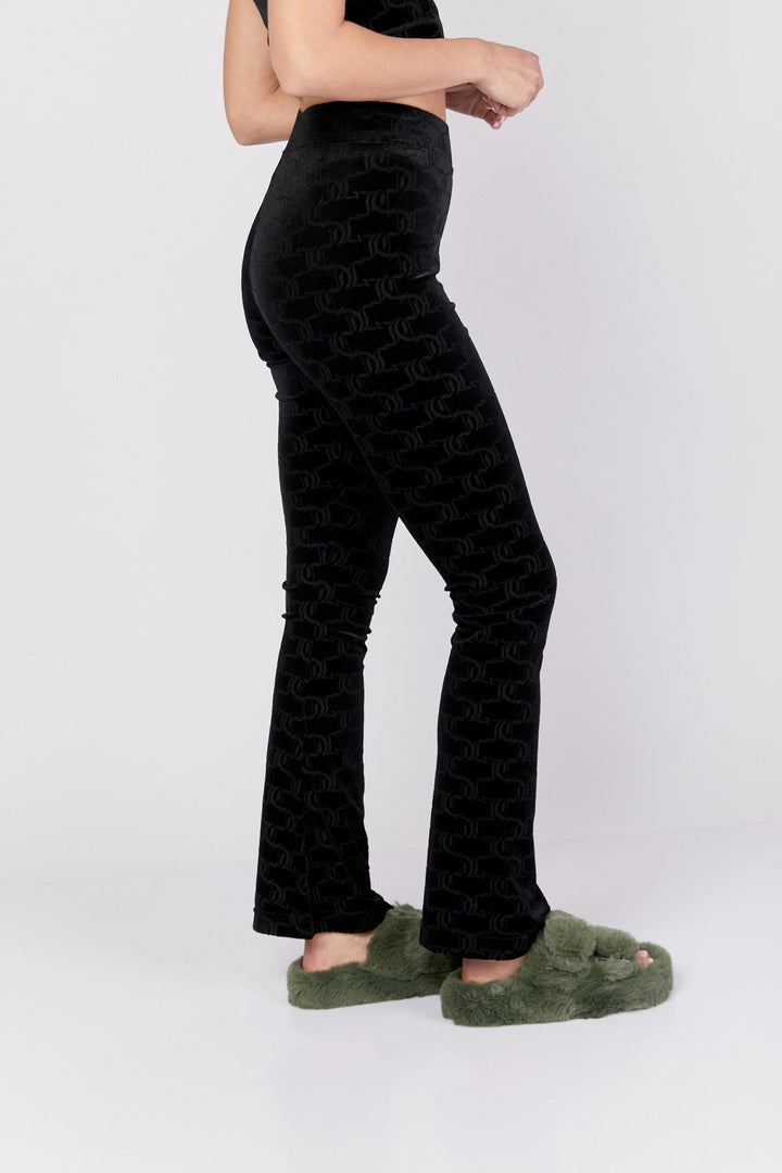 מכנסי Debossed Velvet בצבע שחור - Juicy Couture