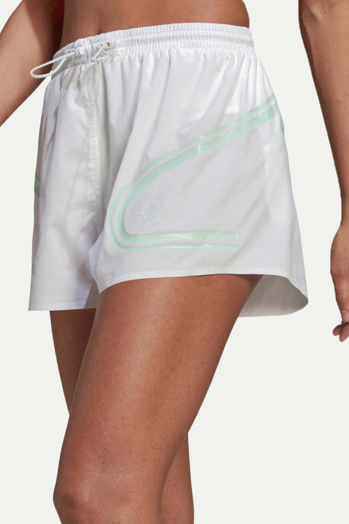 מכנסי טפא קצרים בצבע לבן וקווים אמורפיים - Adidas Stella