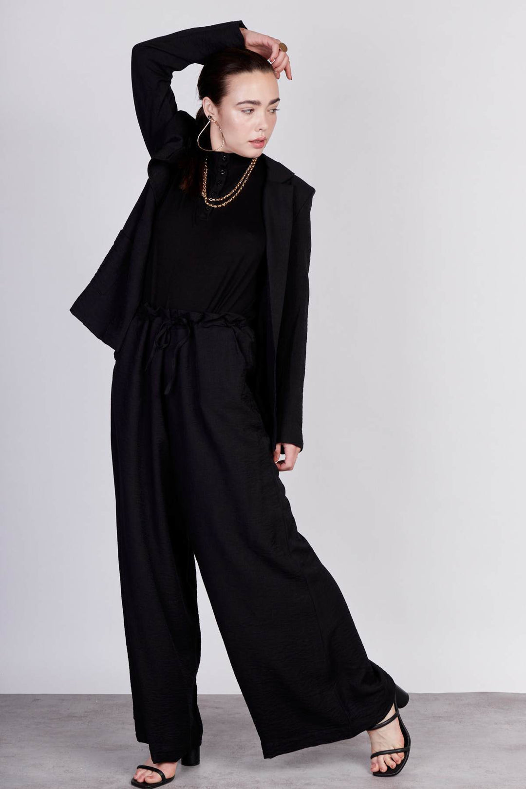 מכנסי פלואו בצבע שחור - Neta Efrati