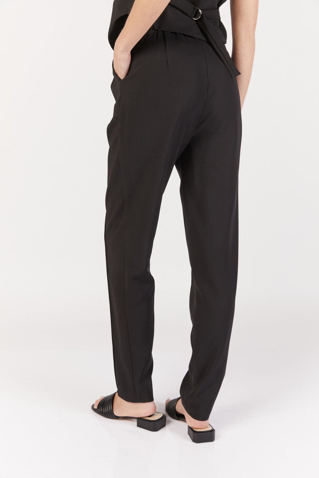 מכנסי גרקון בצבע שחור - Dana Sidi