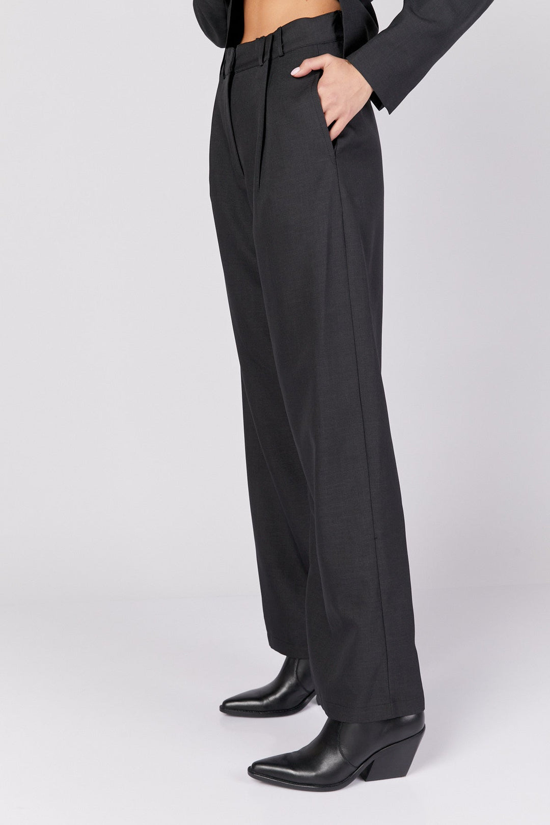 מכנסי ג'ונסון בצבע שחור - Dana Sidi