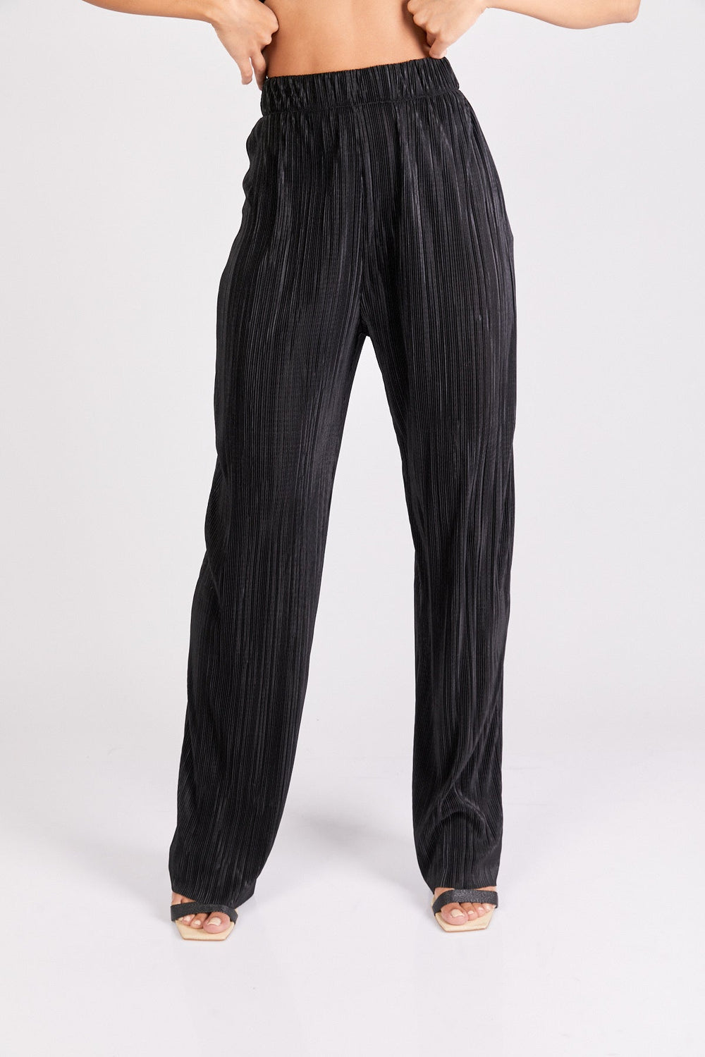 מכנסי קואצ'לה בצבע שחור לורקס - Neta Efrati