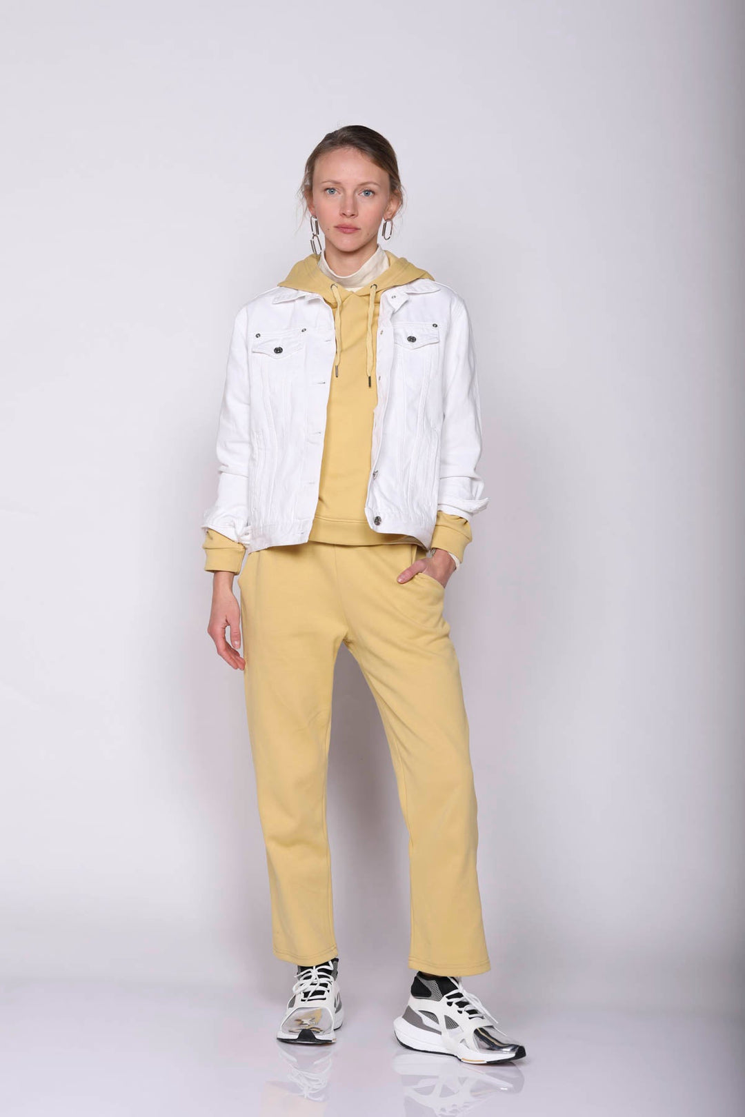 מכנסי מן בצבע צהוב - Re