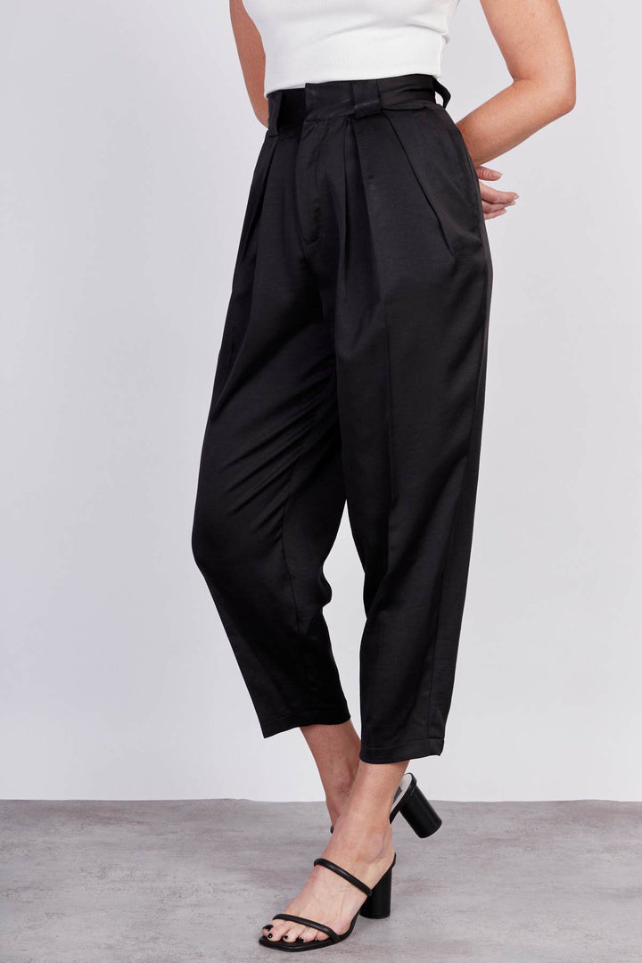 מכנסי נוי בצבע שחור - Moi Collection
