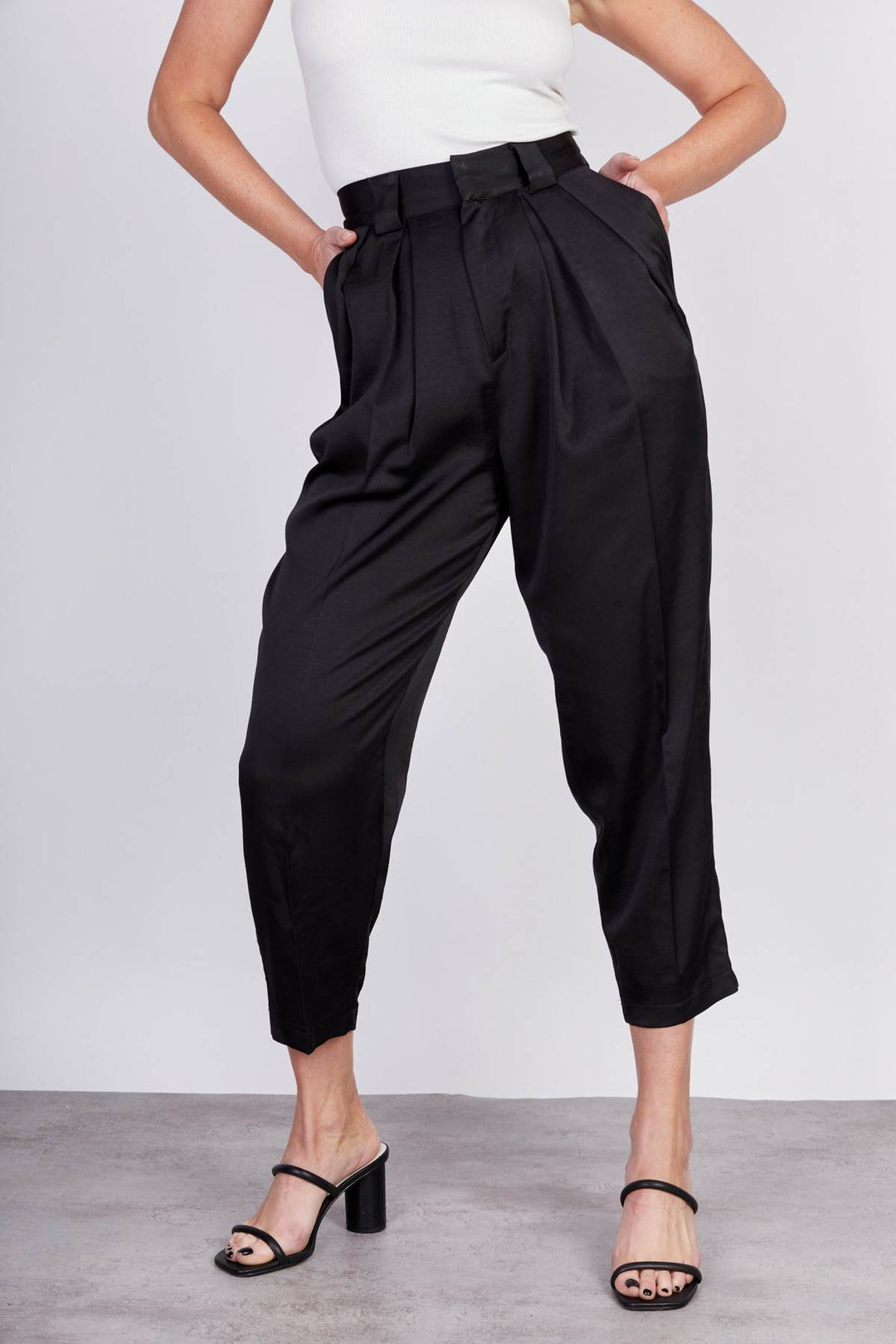 מכנסי נוי בצבע שחור - Moi Collection
