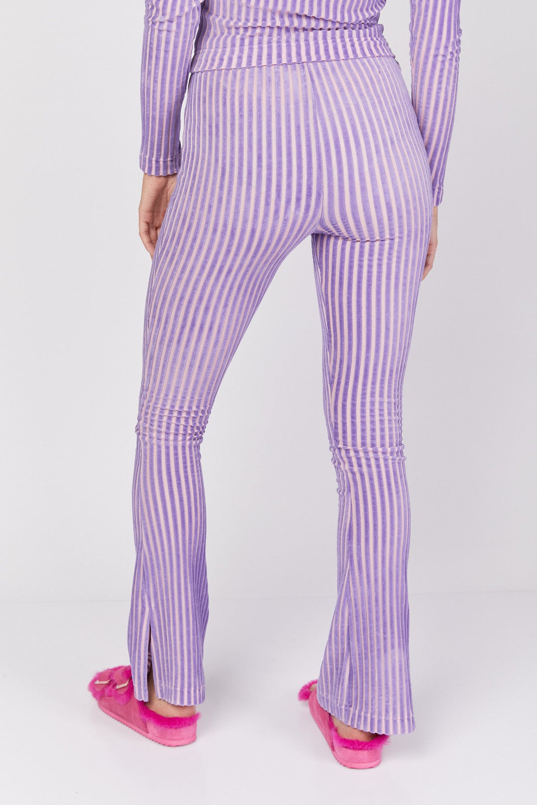 מכנסי Rib Velour בצבע סגול - Juicy Couture