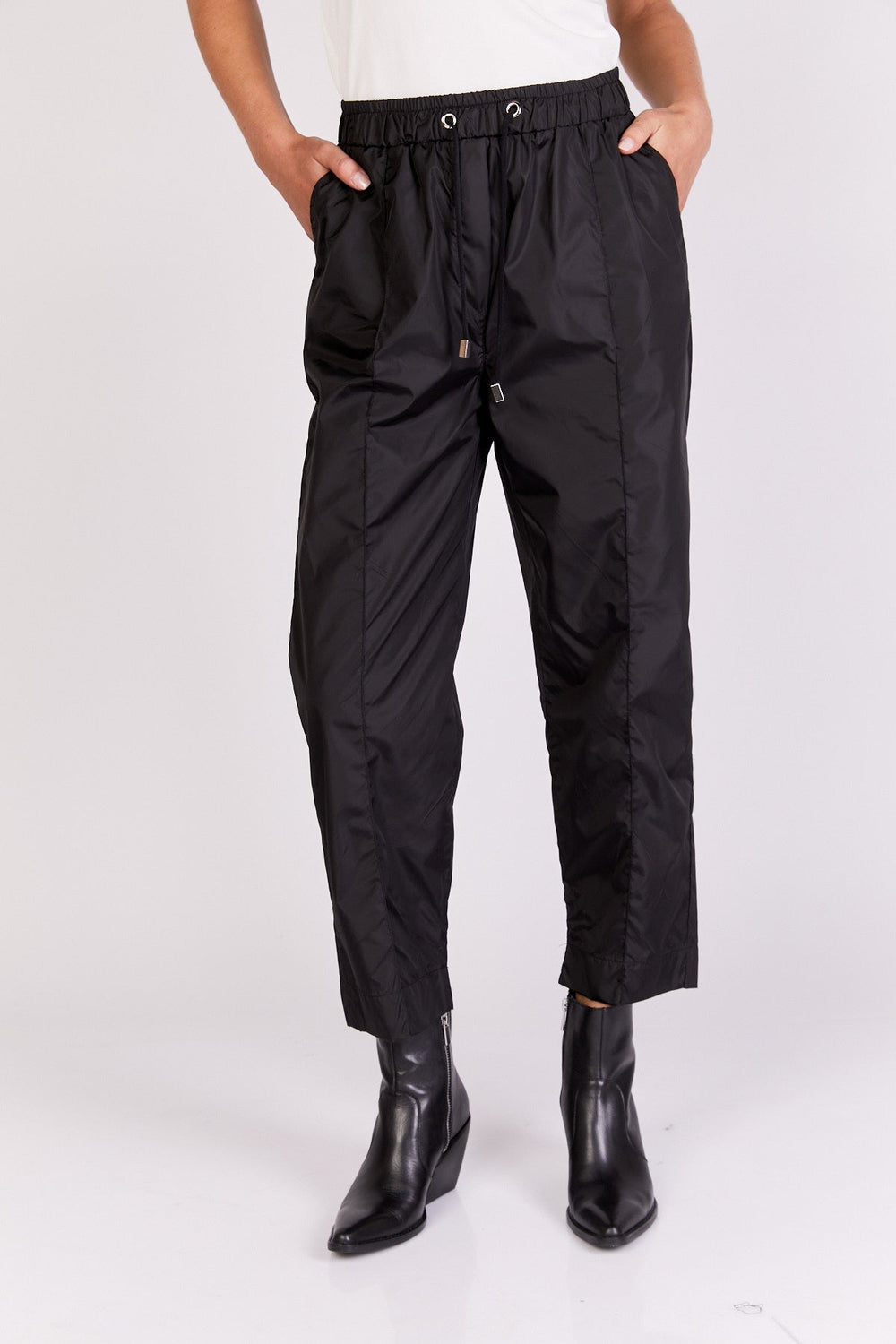 מכנסי רוז בצבע שחור - Razili Studio