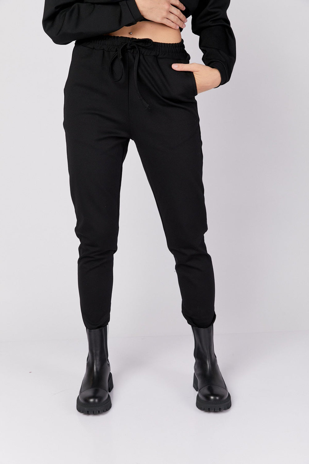 מכנסי סנדרו בצבע שחור - Two/Tone
