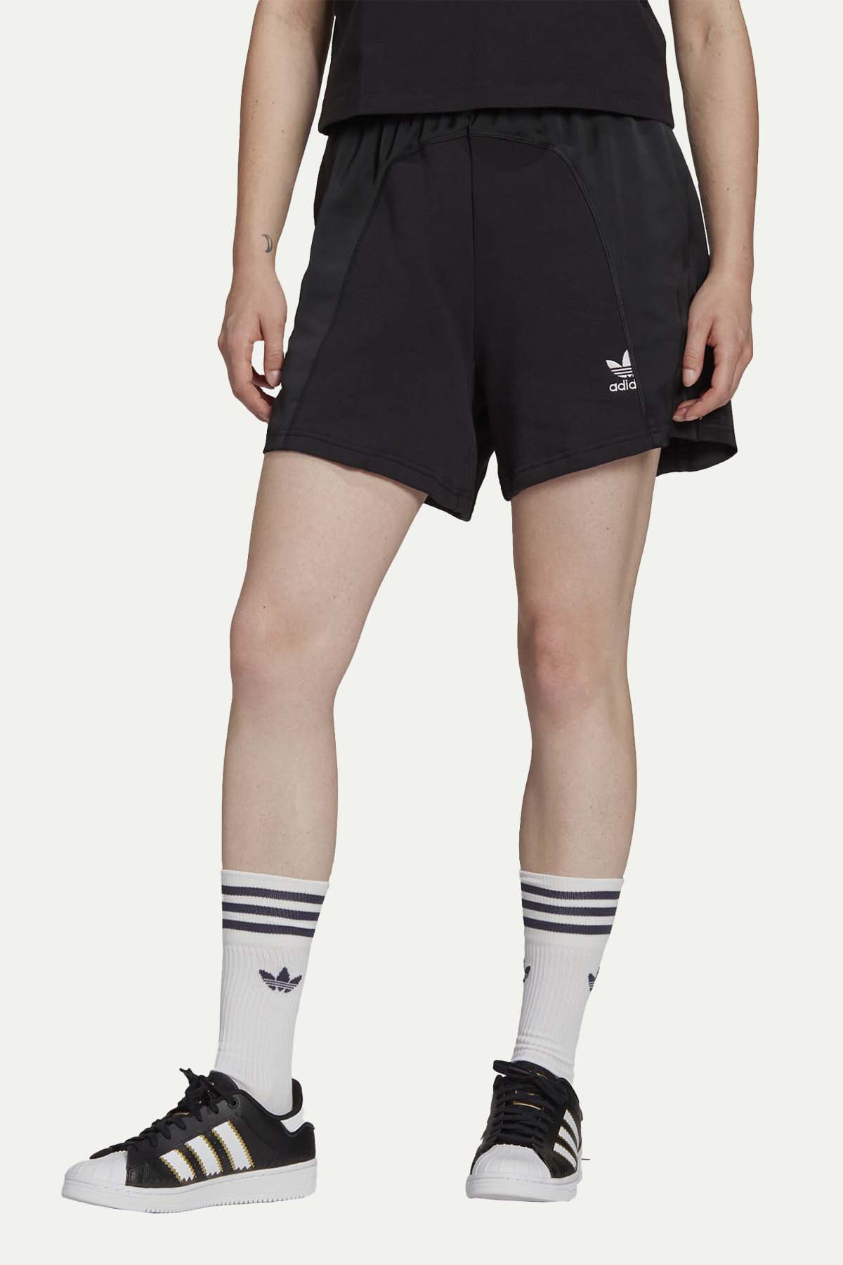 מכנסי וונהי בצבע שחור - Adidas