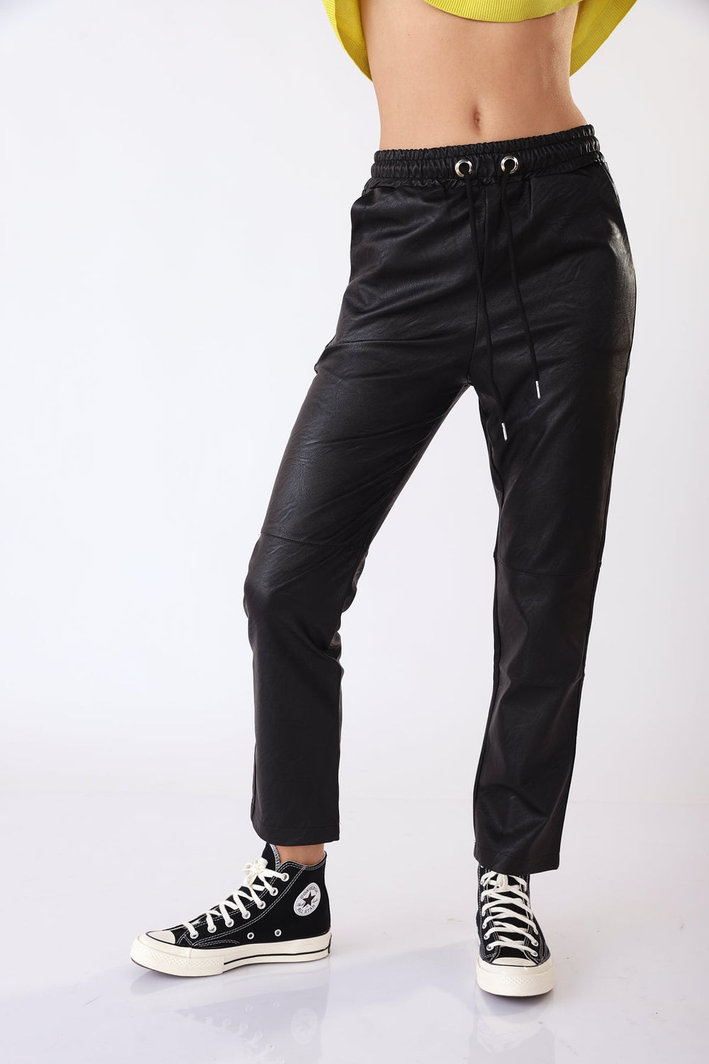 מכנסי זוריך בצבע שחור - Razili Studio