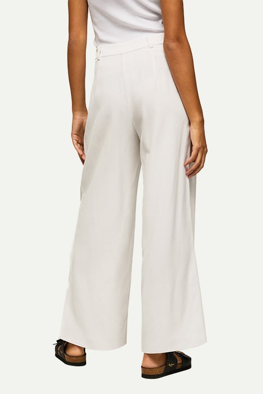 מכנסיים מחוייטים Berila בצבע לבן - Pepe Jeans