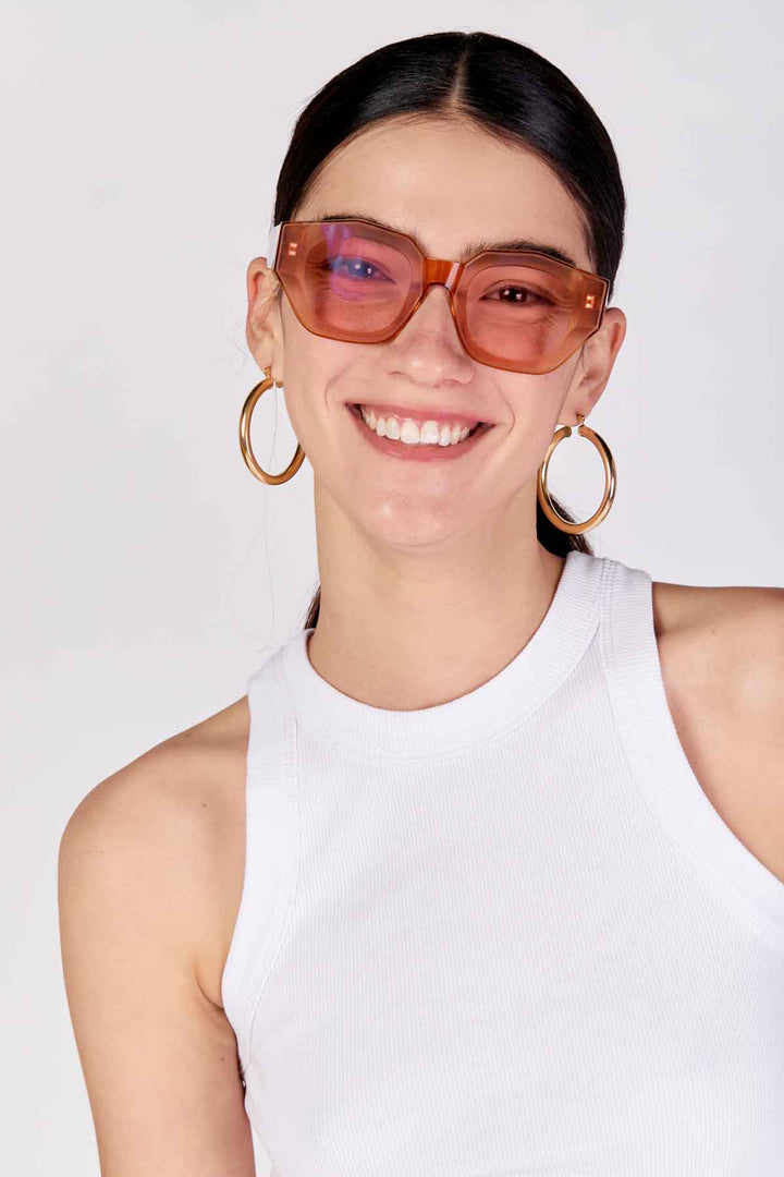 משקפי שמש מריקייט בצבע כתום - Razili Studio