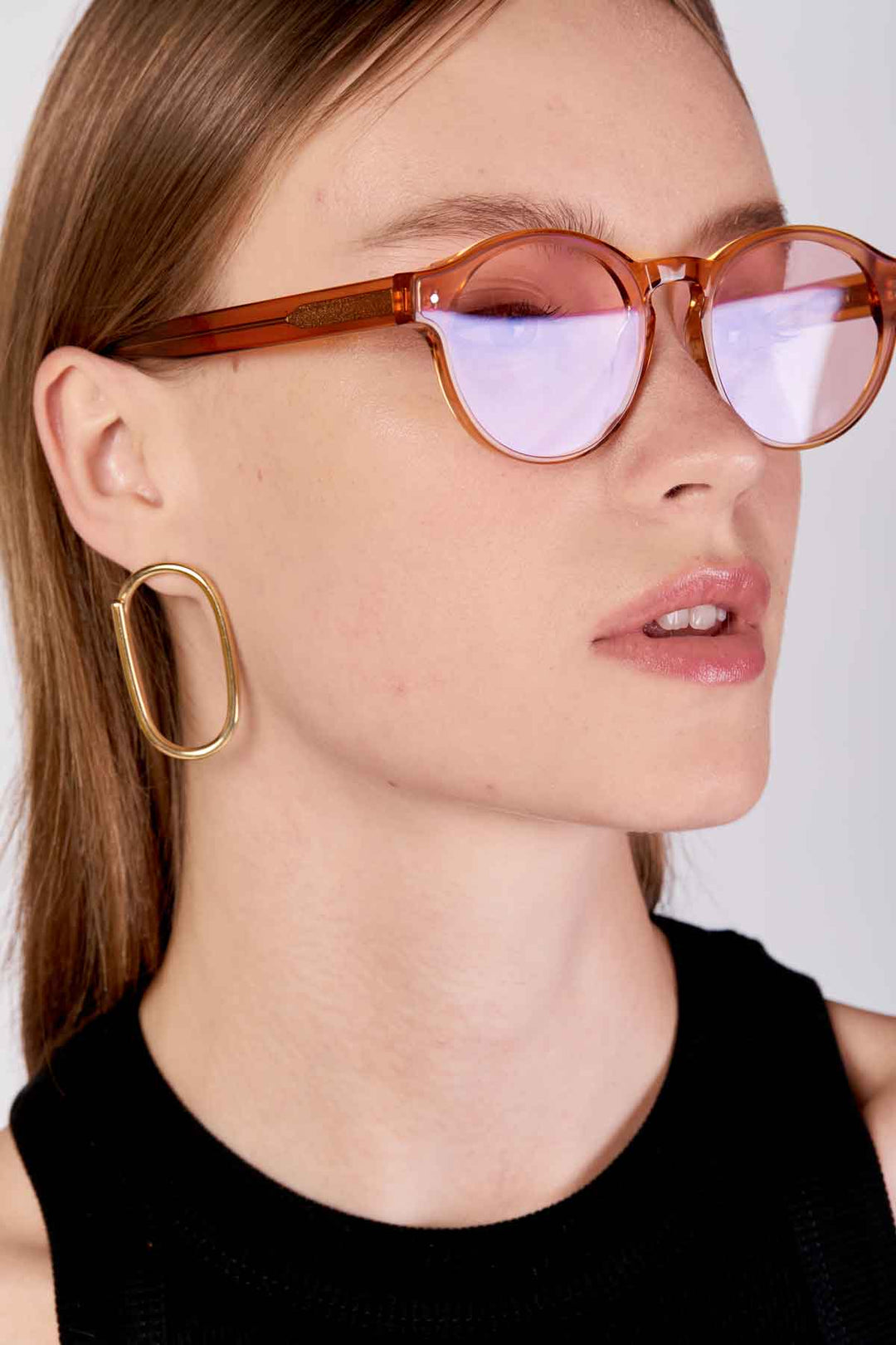 משקפי שמש טרישה בצבע כתום - Razili Studio