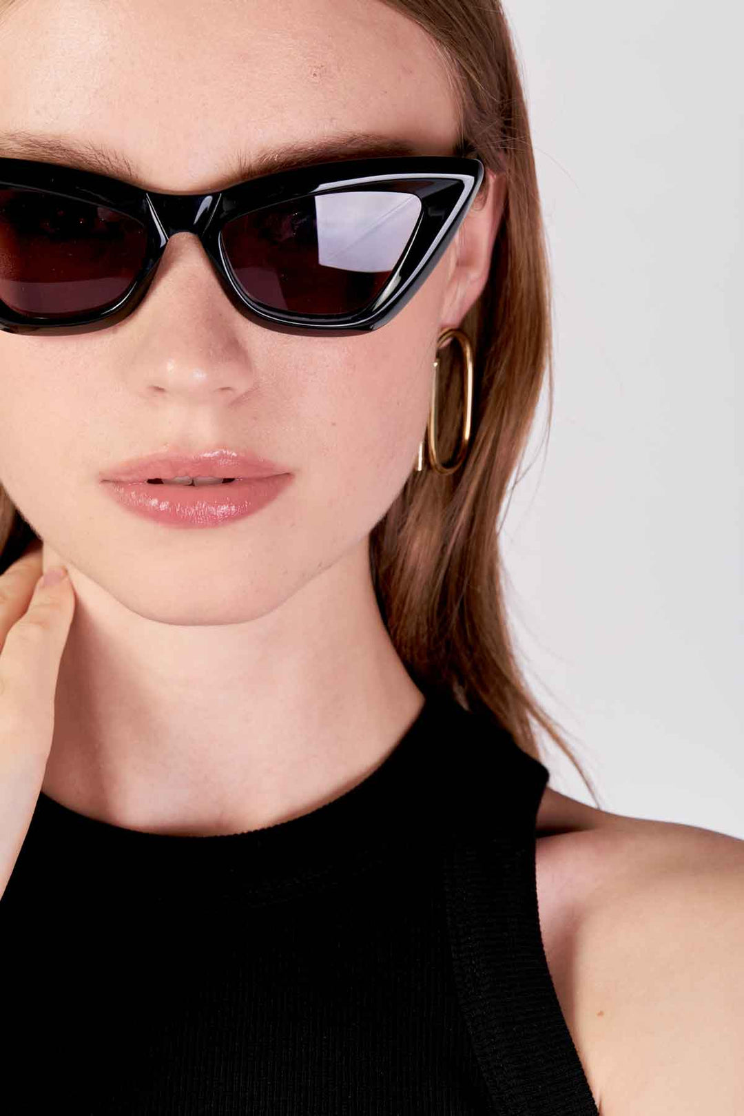 משקפי שמש חתוליות בצבע שחור - Razili Studio