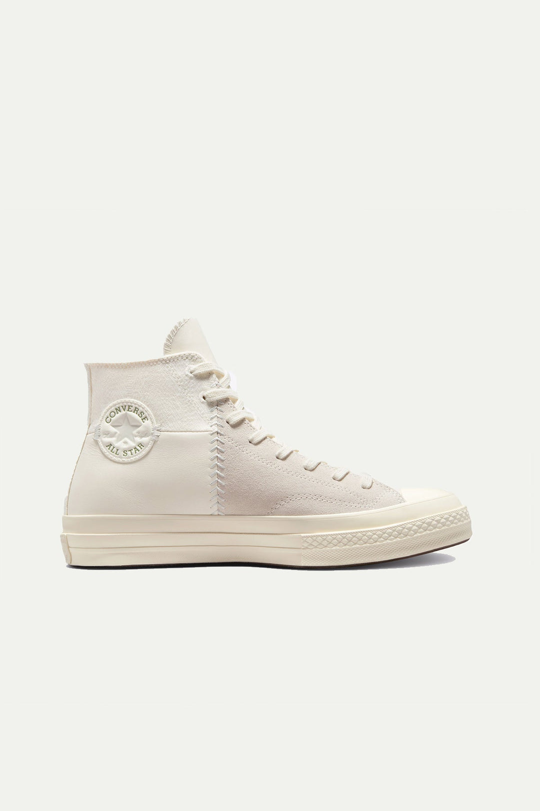 נעלי אולסטאר Chuck Taylo בגוונים של לבן - Converse