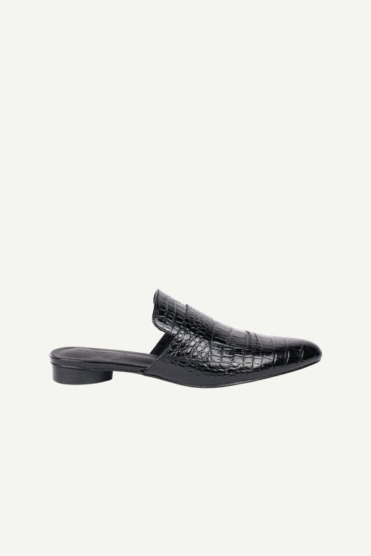 נעלי Base בצבע שחור - Dolce Vita