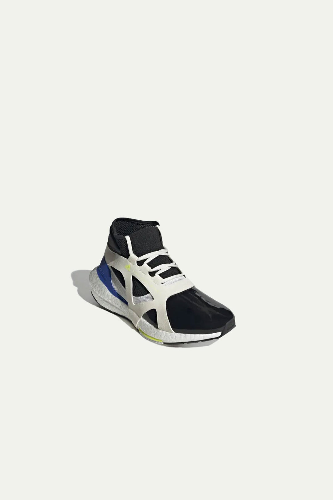 נעלי ספורט גבוהות אולטרה בוסט בצבע שחור - Adidas Stella