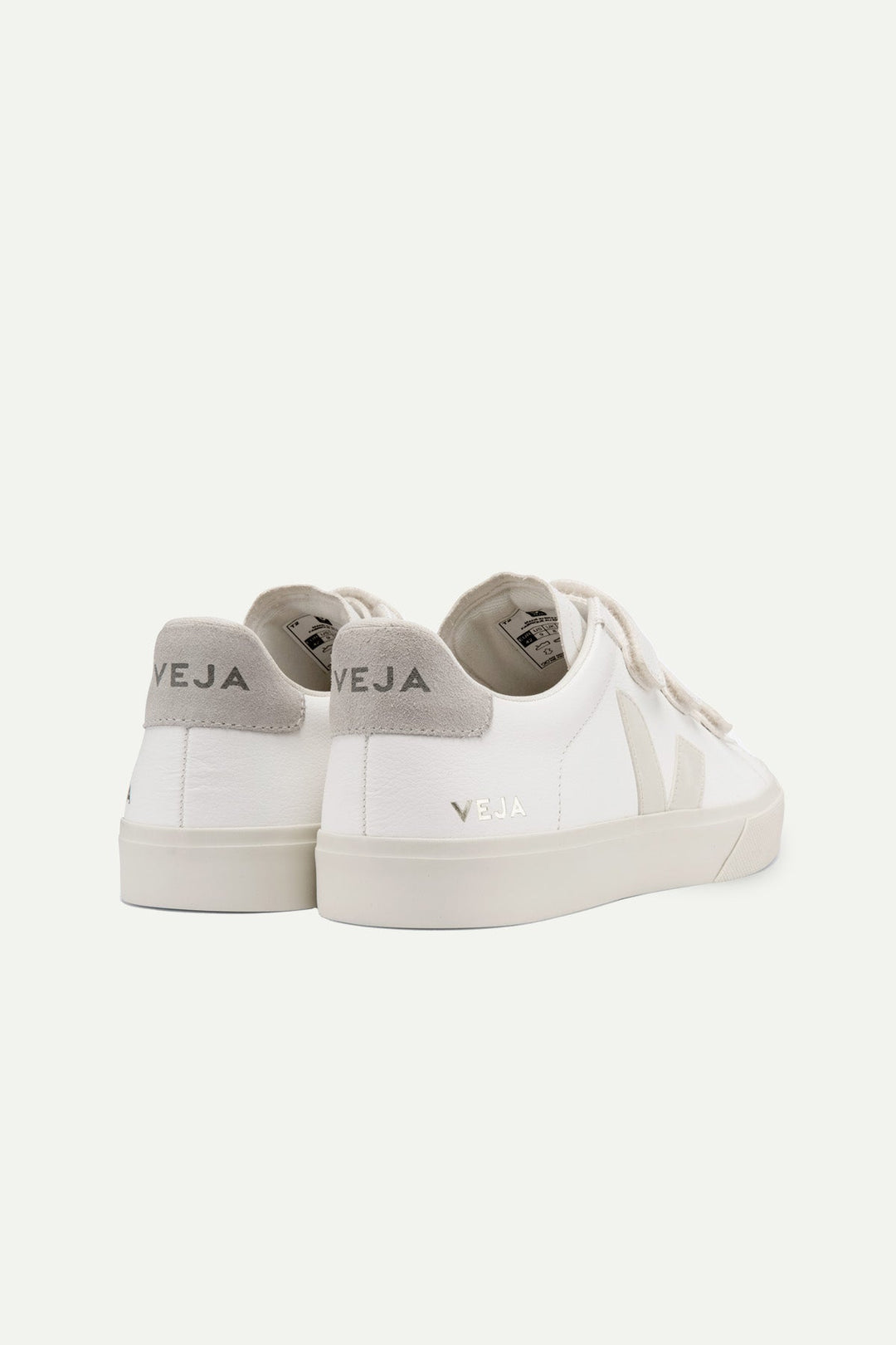 נעלי סניקרס וג׳ה רסיפי בצבע לבן - Veja