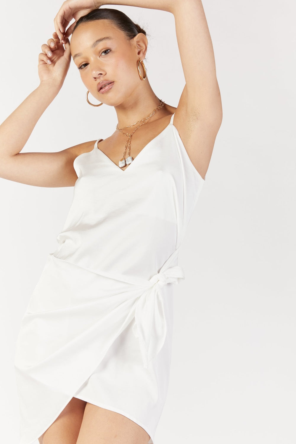 שמלת איישה בצבע לבן - Neta Efrati
