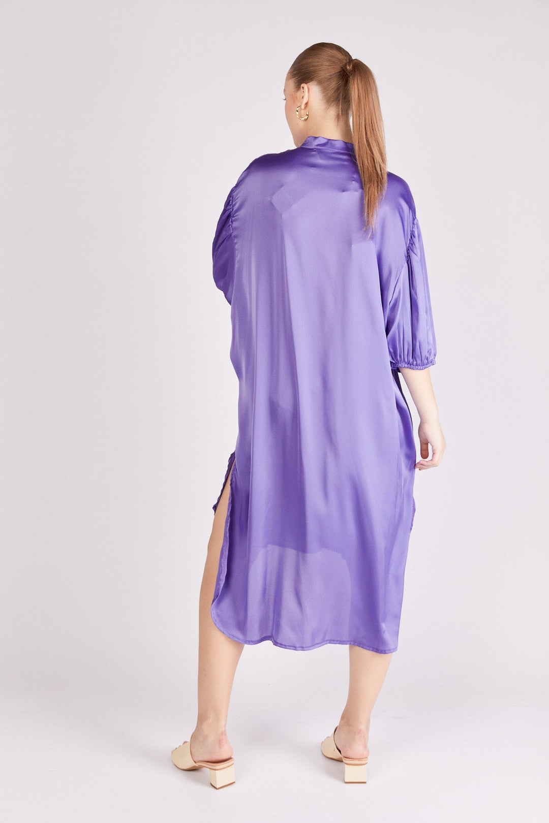 שמלת אוברסייז אנדריאה בצבע סגול - Dana Sidi