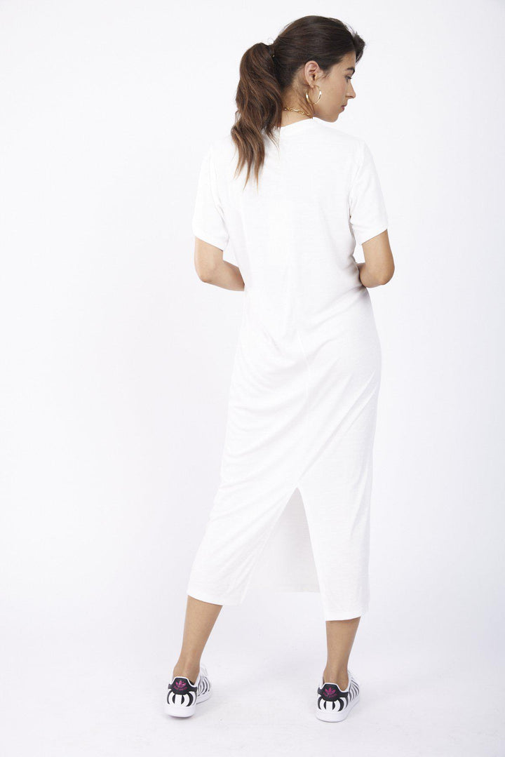 שמלת ברלין בצבע לבן - Razili Studio