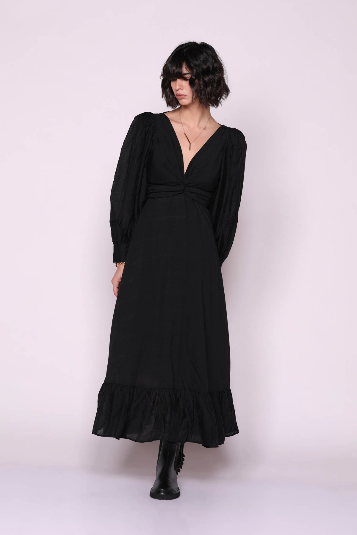 שמלת דפנה בצבע שחור - Sabina Musayev