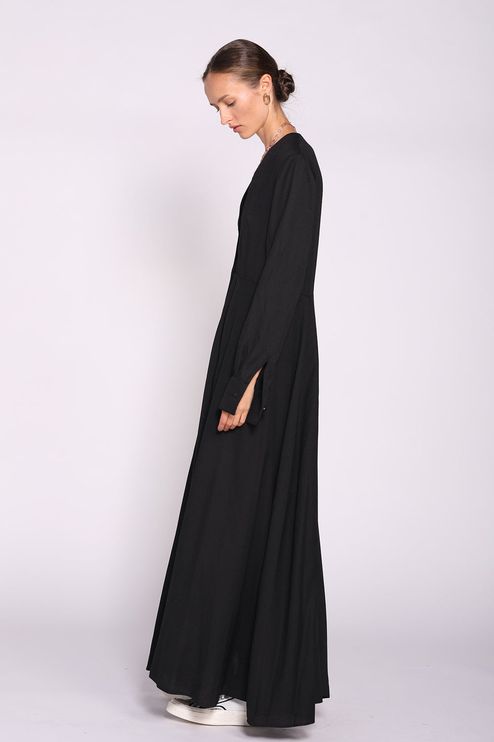 שמלת הלן בצבע שחור - Moi Collection