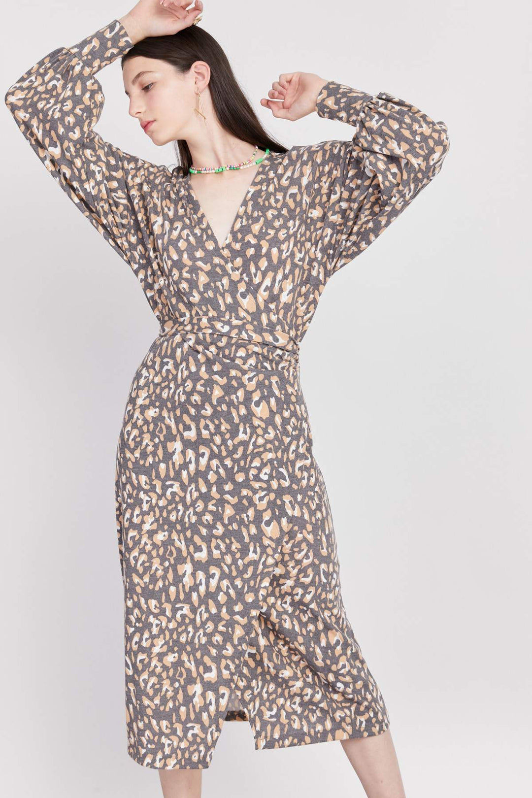 שמלת טיילור מנומר בצבע חום - Neta Efrati