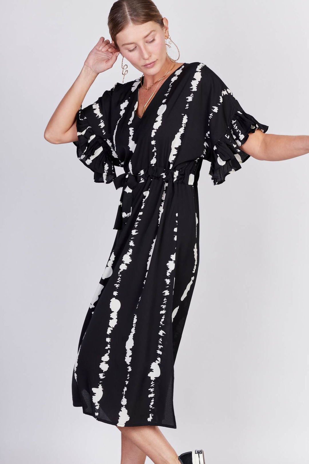 שמלת קימי בצבע שחור - Ayelet Weinman