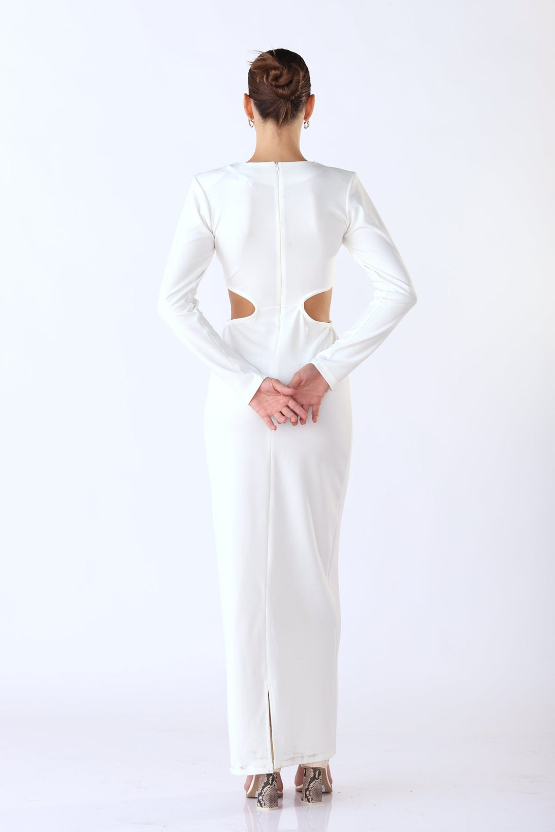 שמלת Linda בצבע לבן - Razili X Parlez De Vous
