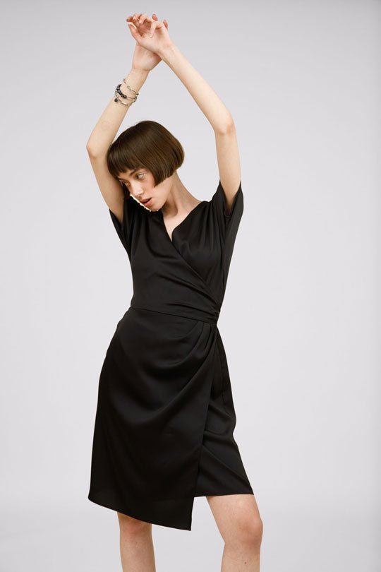 שמלת מעטפת טולה בצבע שחור - M By Maskit