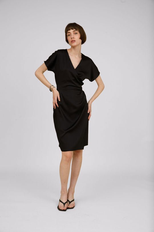 שמלת מעטפת טולה בצבע שחור - M By Maskit