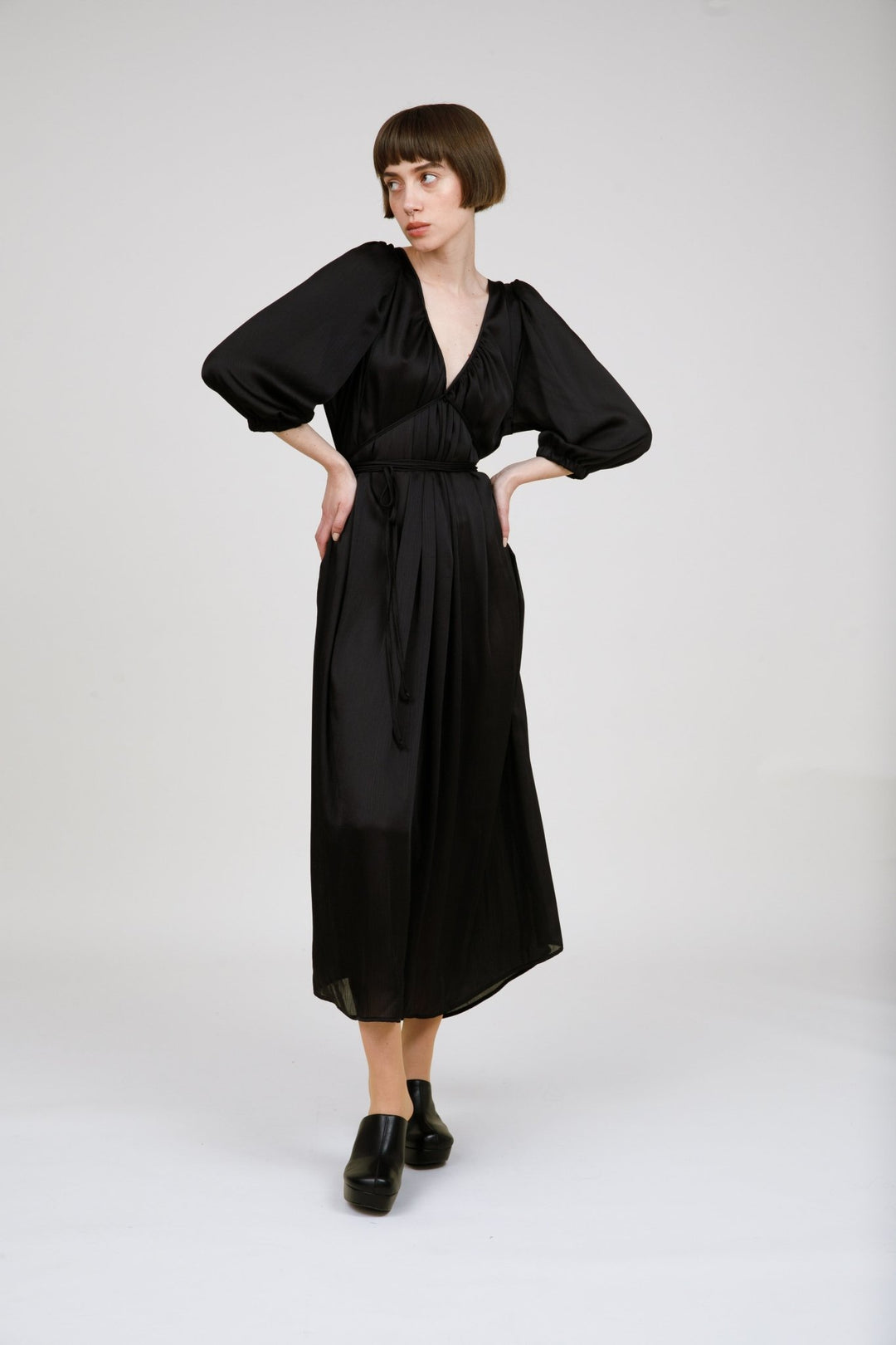 שמלת מידי קמילה בצבע שחור - M By Maskit