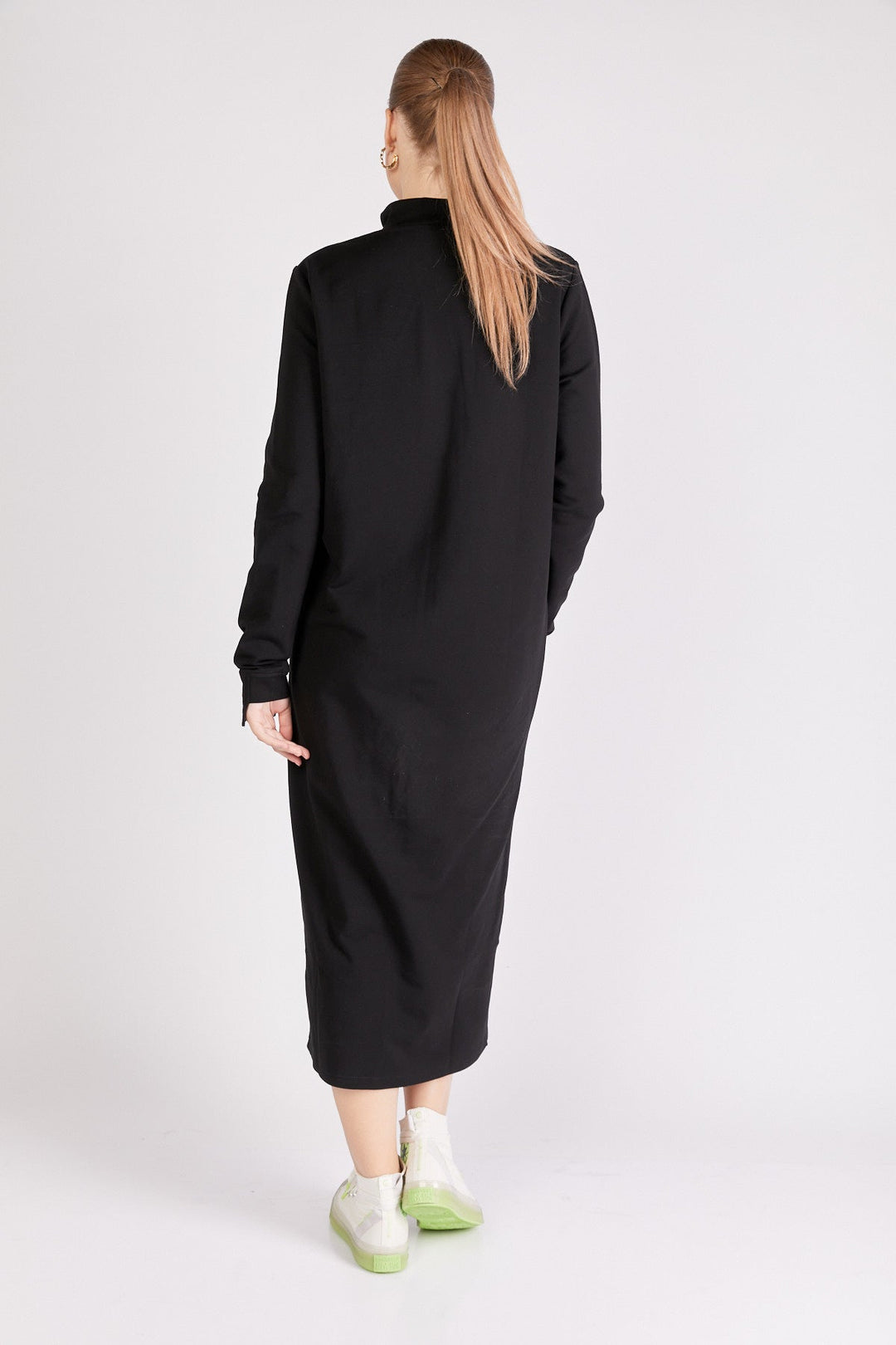שמלת מידי מילר בצבע שחור - Razili Studio