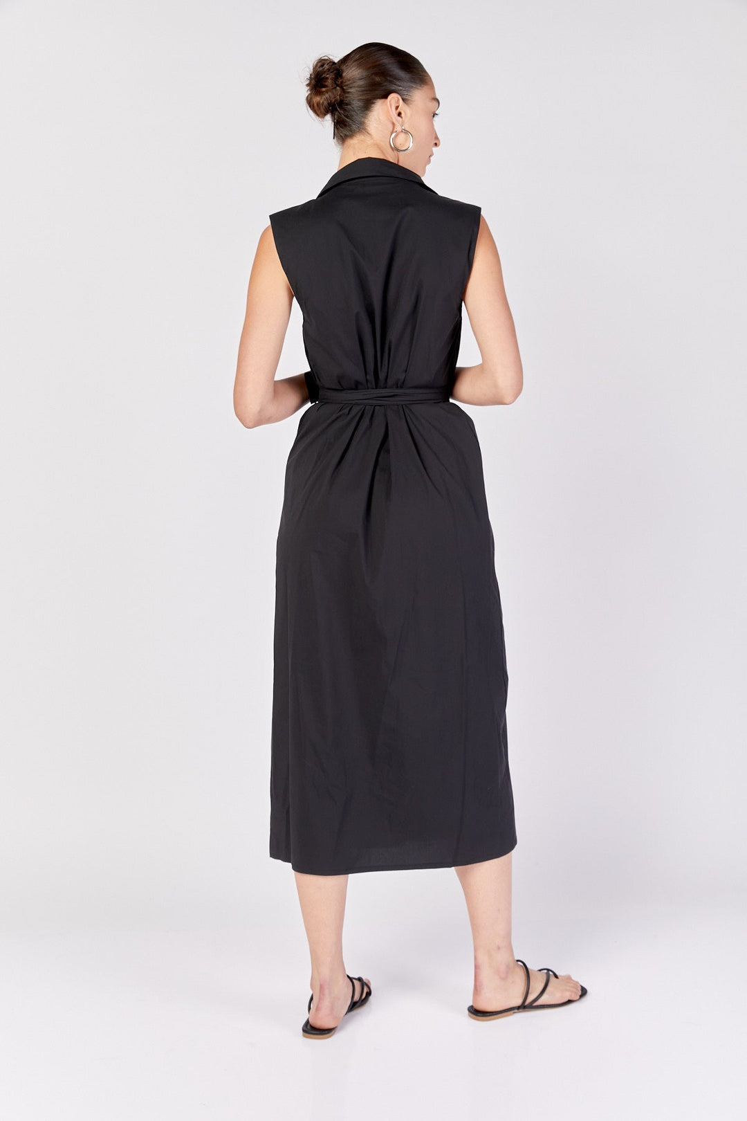 שמלת מידי מחוייטת רנה בצבע שחור - Ella Levy