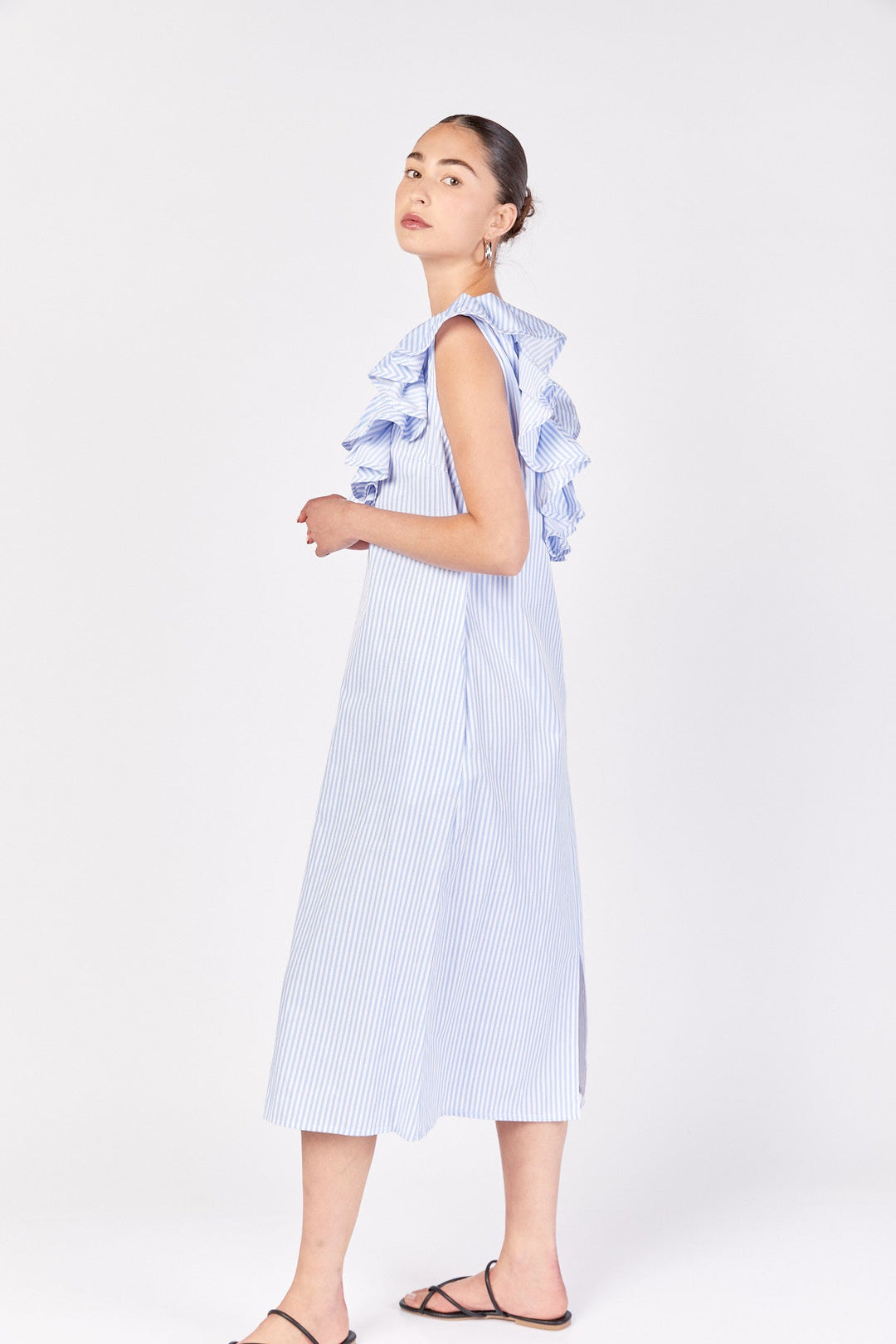 שמלת מידי רומא בפסים כחול לבן - Razili Studio