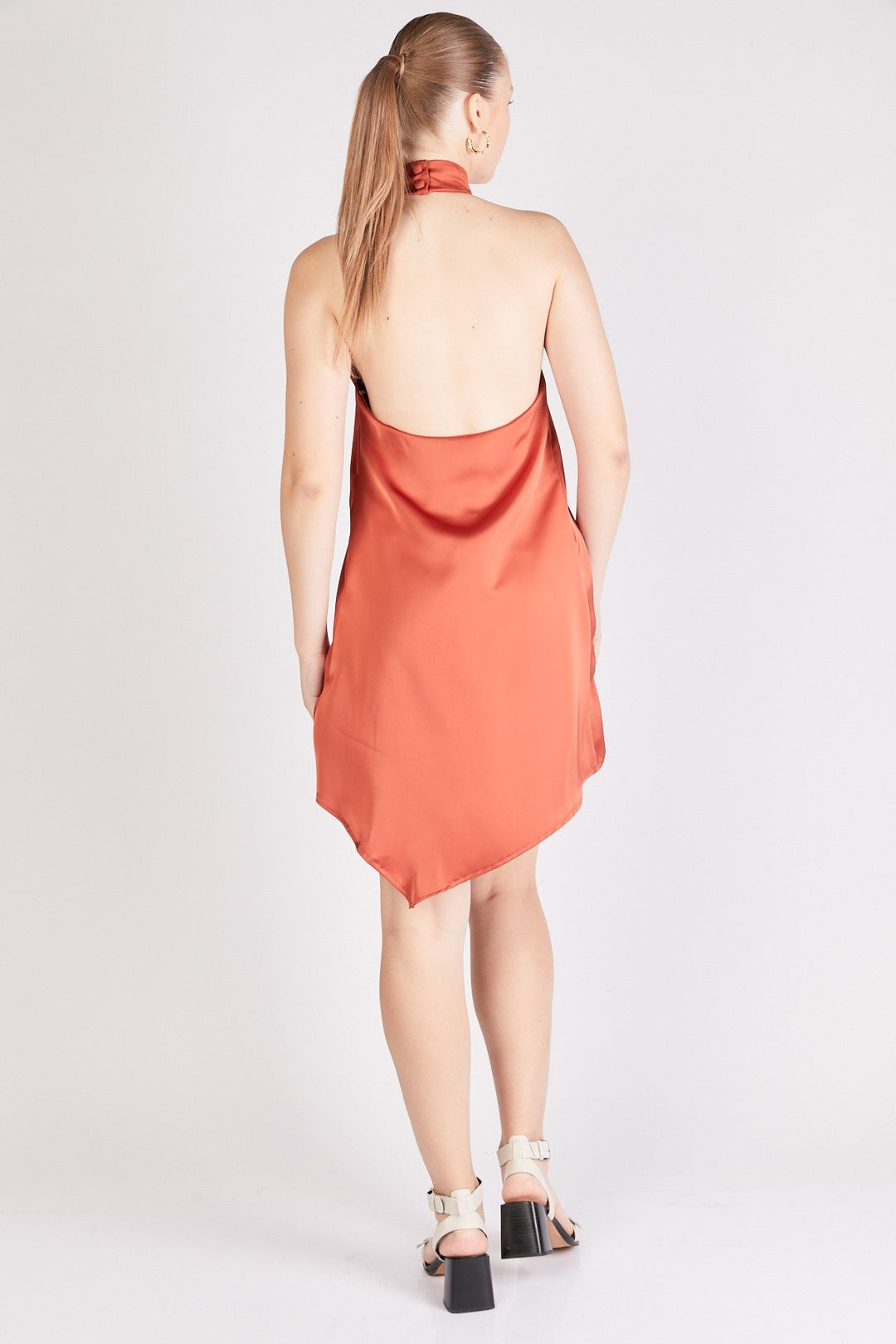 שמלת מיני אסטיה בצבע כתום - Re