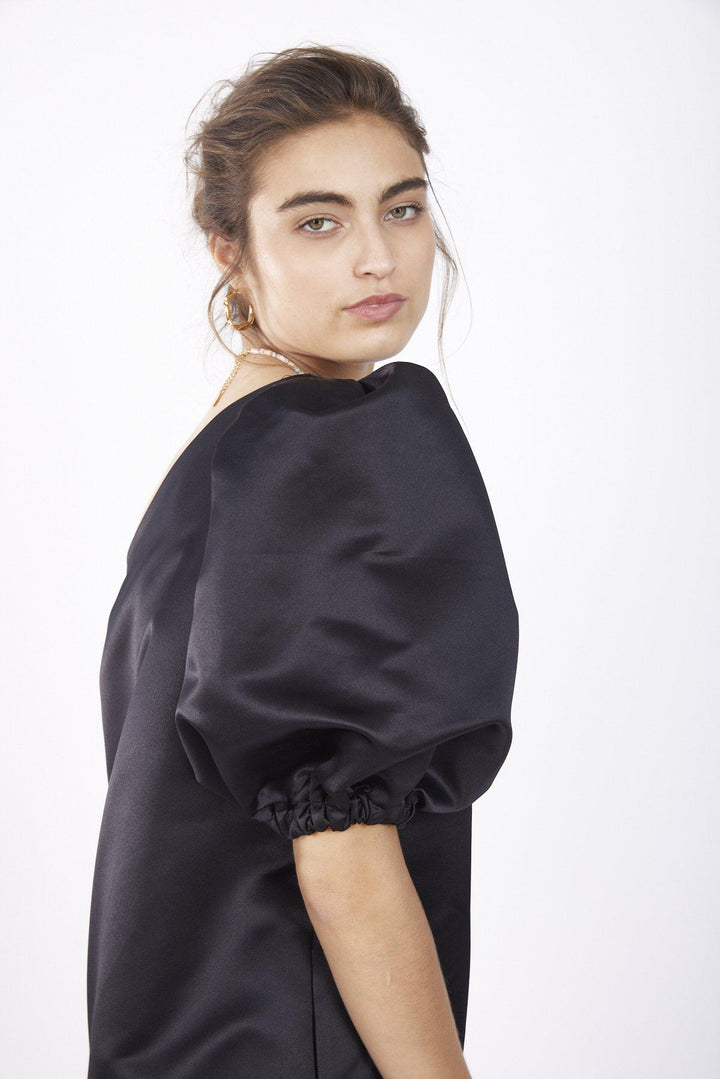 שמלת מיני דשה בצבע שחור - Dana Sidi