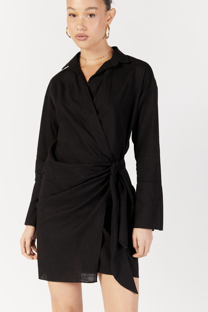 שמלת מיני מעטפת ג׳יזל בצבע שחור - Mother Ofall