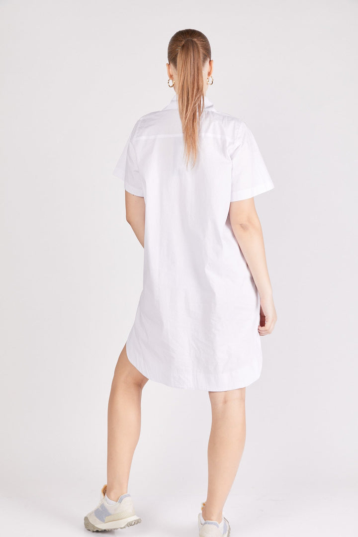 שמלת מיני מכופתרת סליה בצבע לבן - Razili Studio