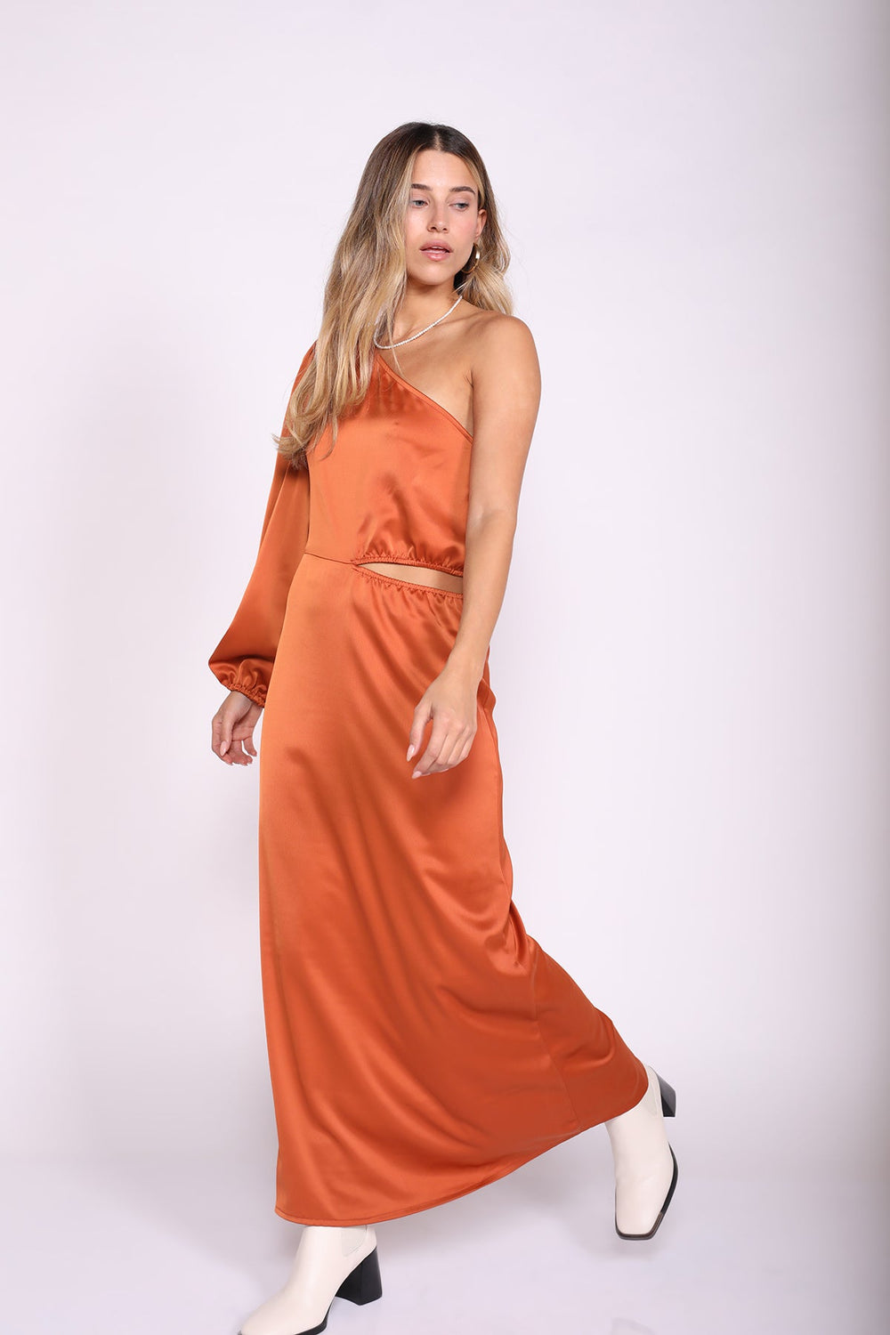 שמלת מקסי קרלה בצבע כתום - Re